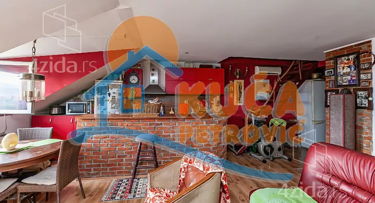 Troiposoban stan | 4zida