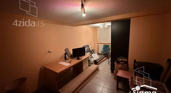 4-etažna kuća | 4zida