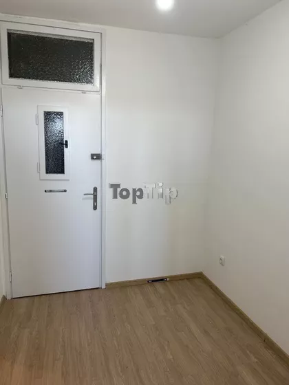 Kertvaroš | 4zida.rs
