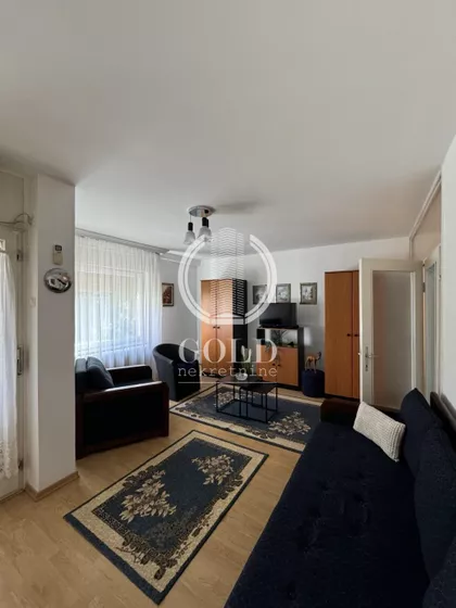 Pariske komune | 4zida.rs