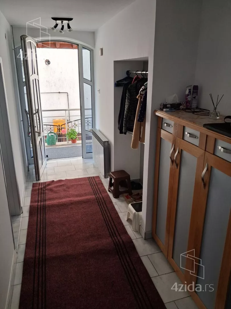 3-etažna kuća | 4zida