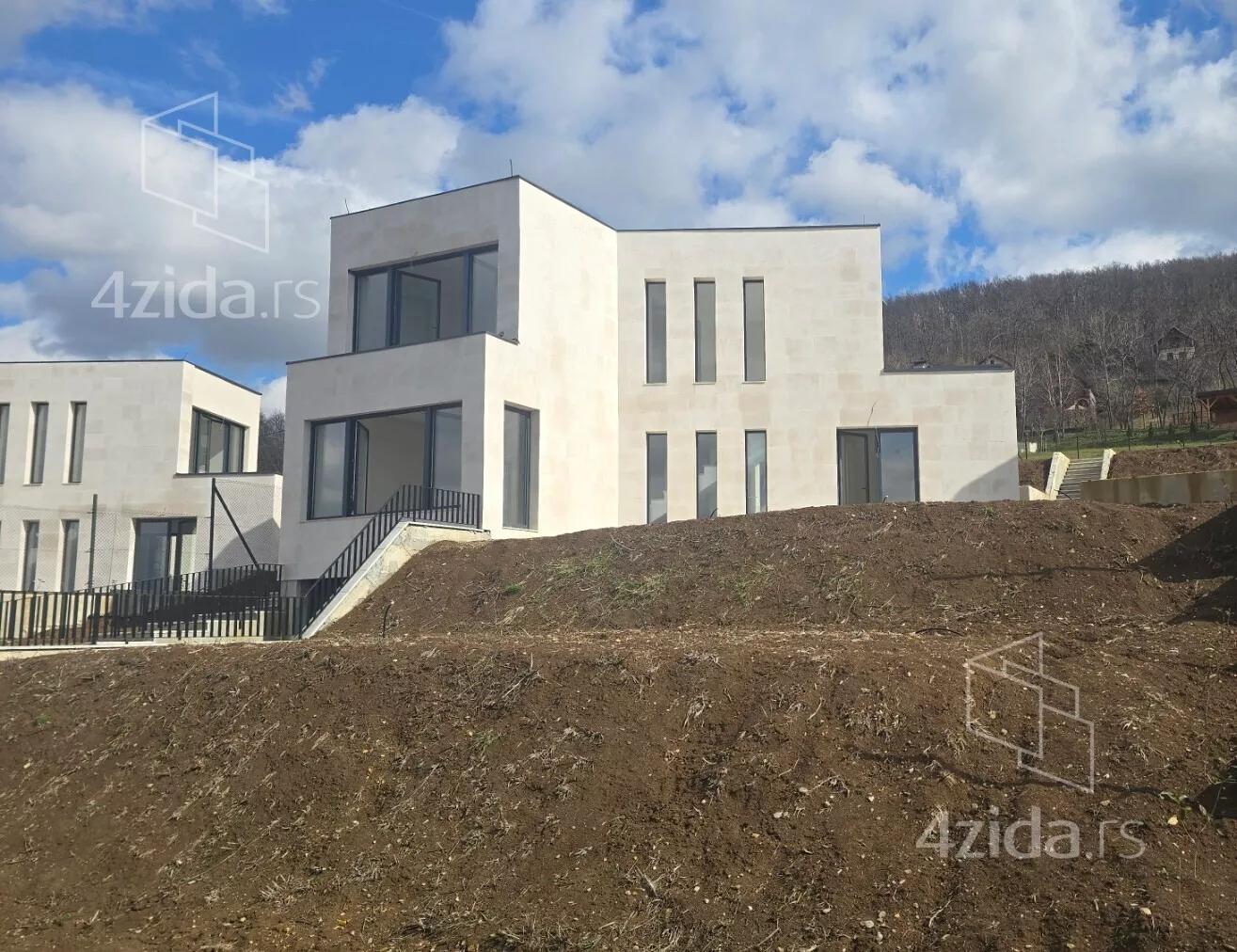 3-etažna kuća | 4zida