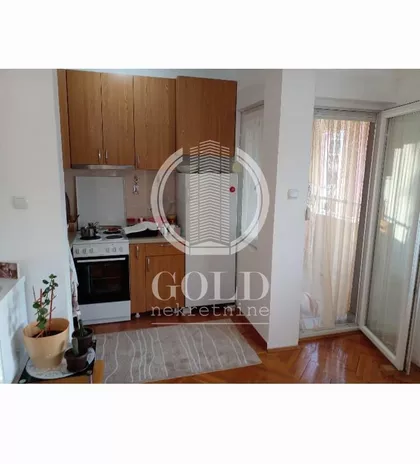 Janka Čmelika | 4zida.rs