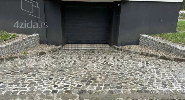 Garaža | 4zida