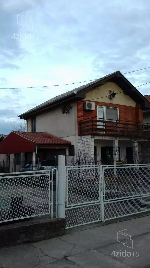 2-etažna kuća | 4zida