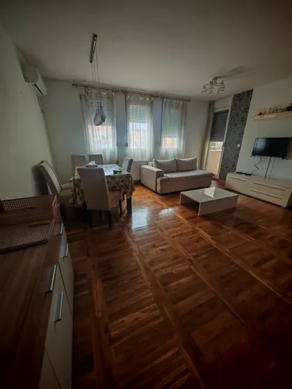 Vitezova Karađorđeve Zvezde | 4zida.rs