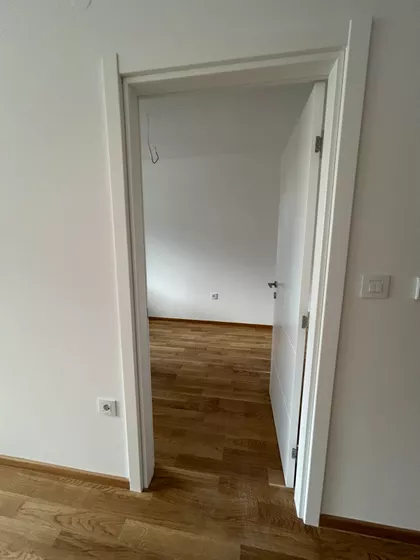 Kiš Ernea 36 | 4zida.rs