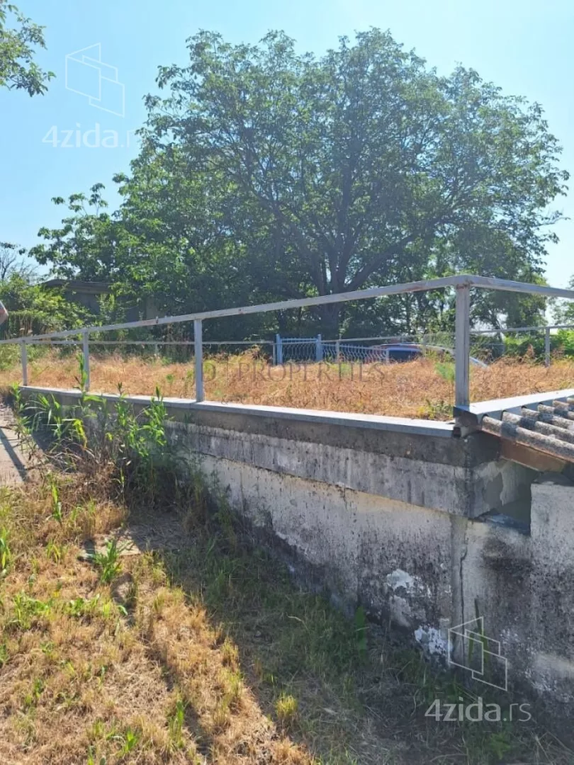 Plac | 4zida