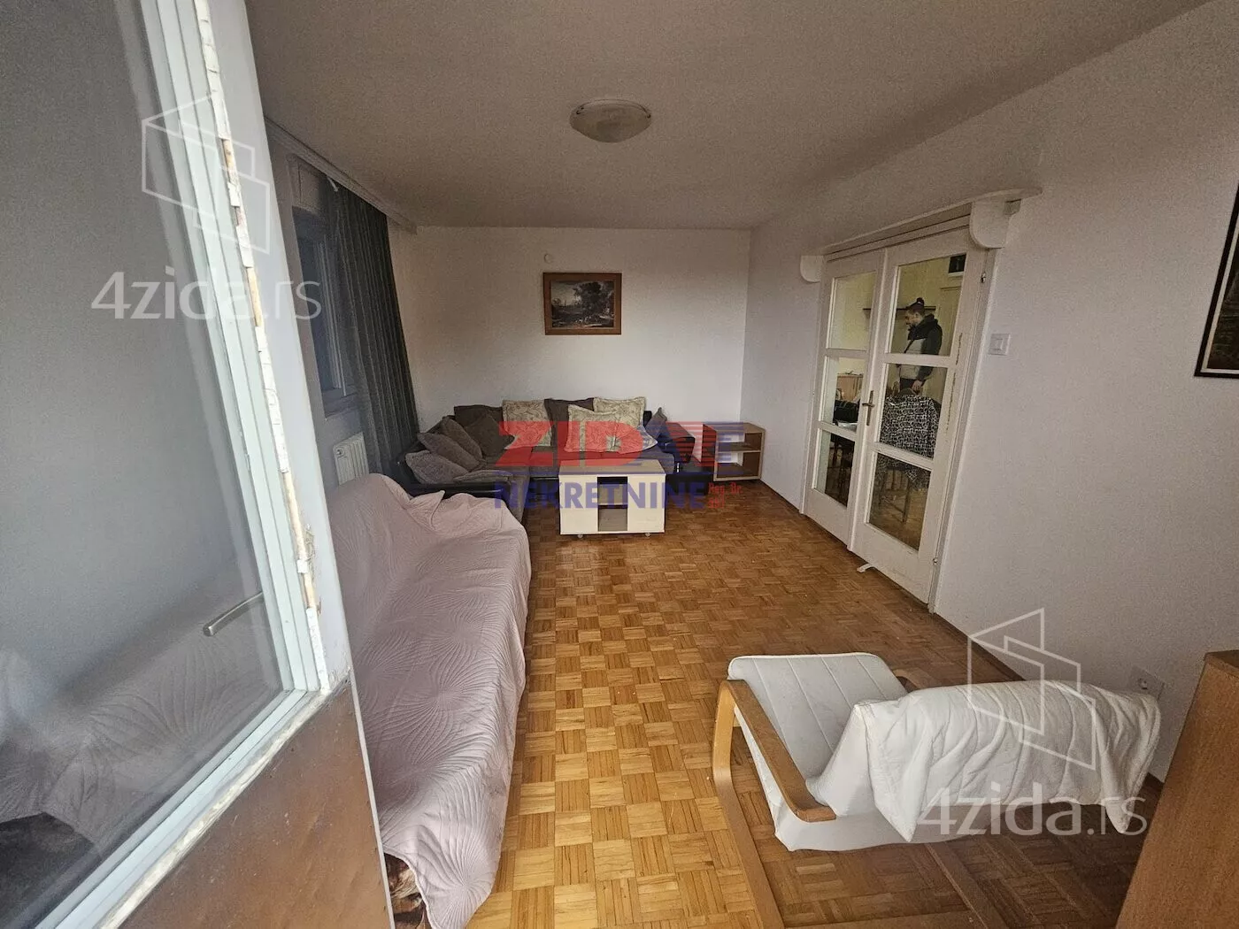 Troiposoban stan | 4zida