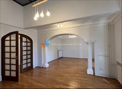 Autokomanda | 4zida.rs