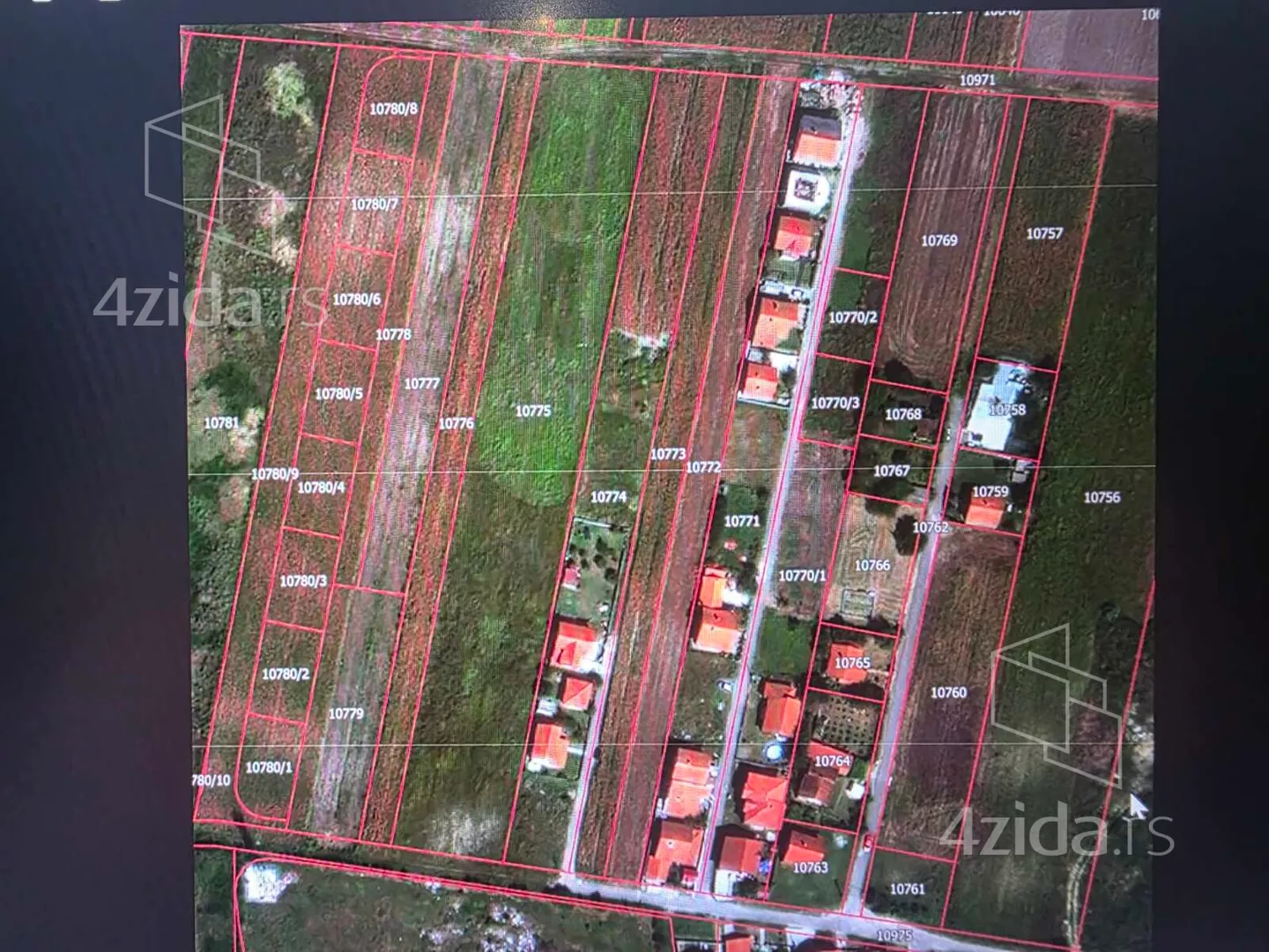 Građevinsko zemljište | 4zida