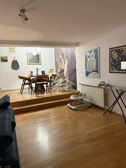 Ćustendilska | 4zida.rs