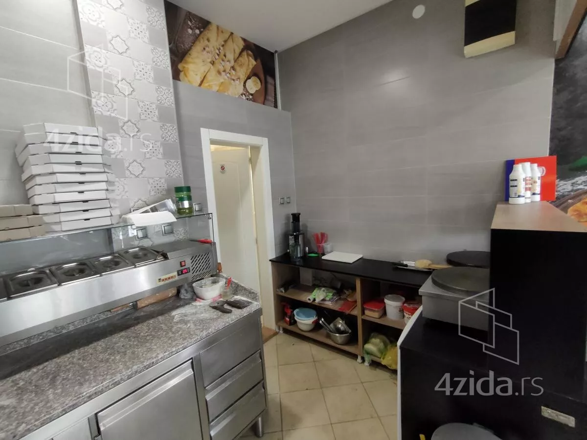 Lokal | 4zida
