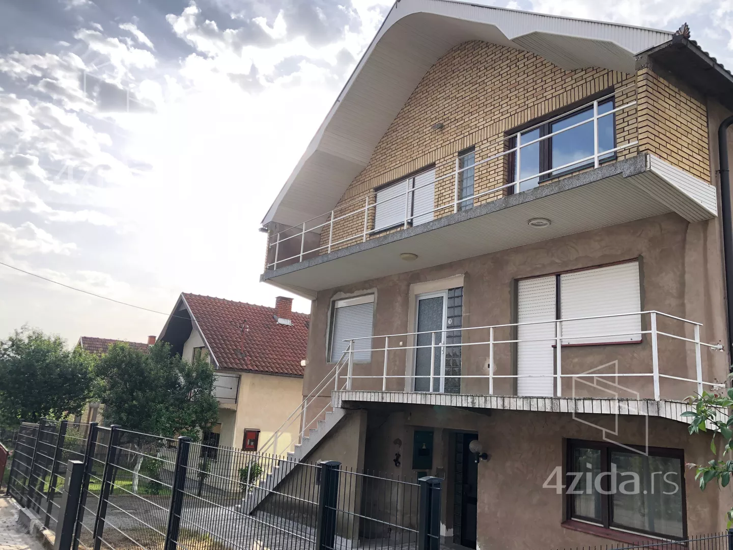 3-etažna kuća | 4zida