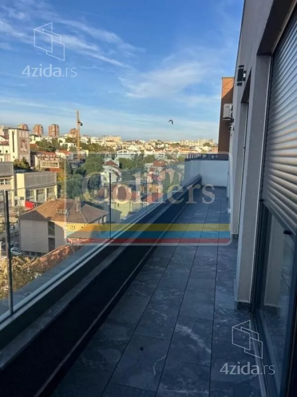 Petosoban stan | 4zida