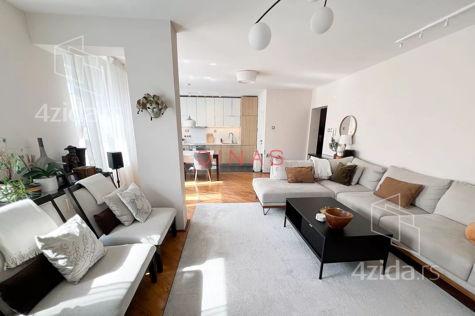 Četvorosoban stan | 4zida