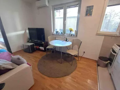 Marka Oreškovića | 4zida.rs