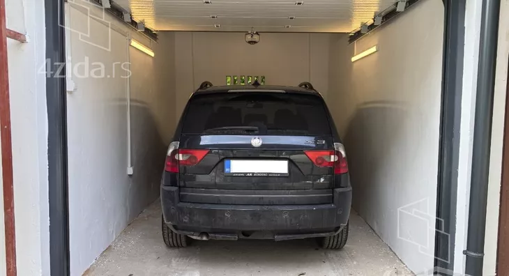 Garaža | 4zida