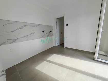 Cara Dušana | 4zida.rs