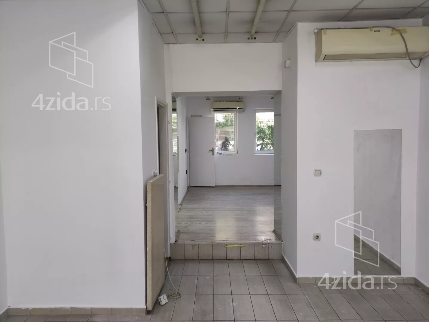 Lokal | 4zida