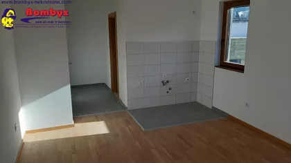 Okolne lokacije | 4zida.rs