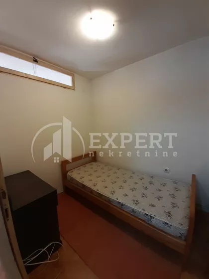 Marije Bursać | 4zida.rs