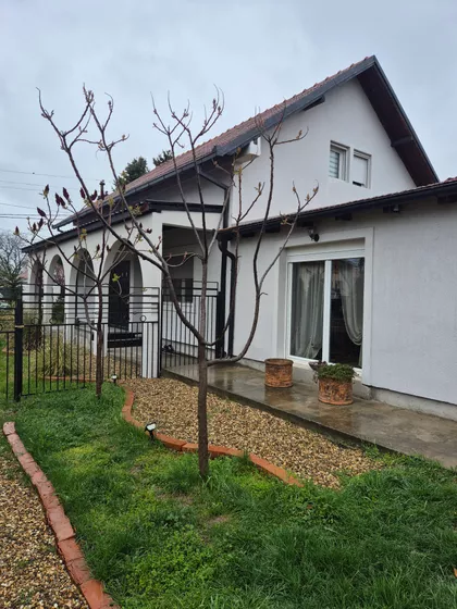 Dobanovci | 4zida.rs