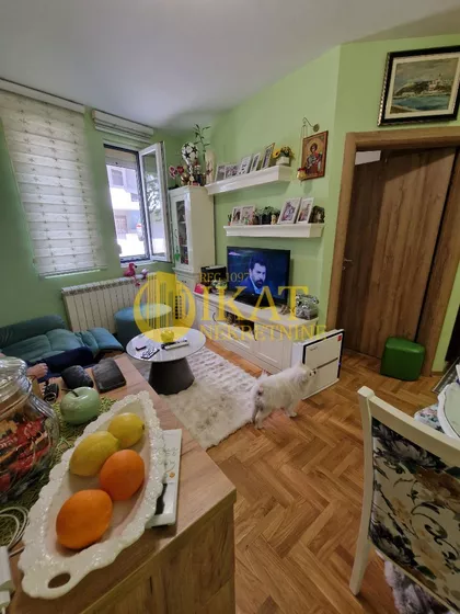 Ace Joksimovića | 4zida.rs