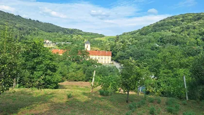 Mali Kraj | 4zida.rs