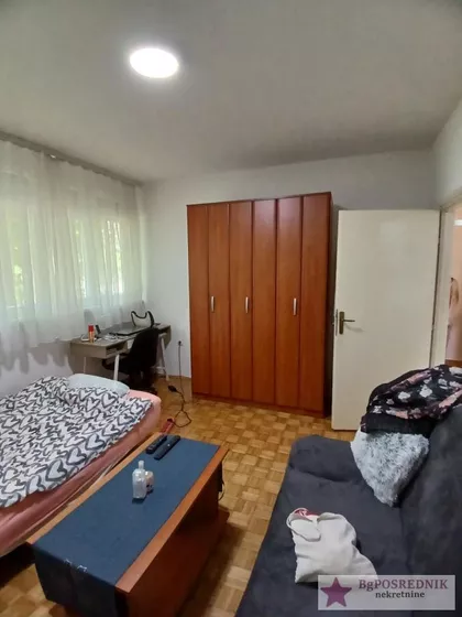 Učitelja Miloša Jankovića | 4zida.rs