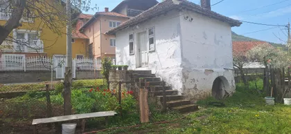 Okolne lokacije | 4zida.rs