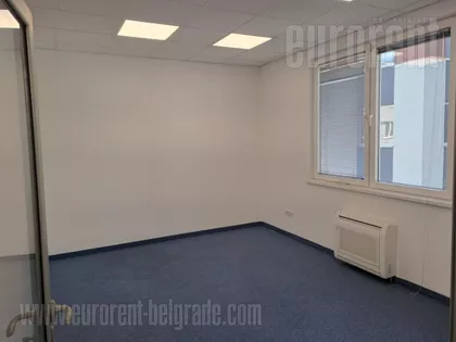 TOŠIN BUNAR | 4zida.rs