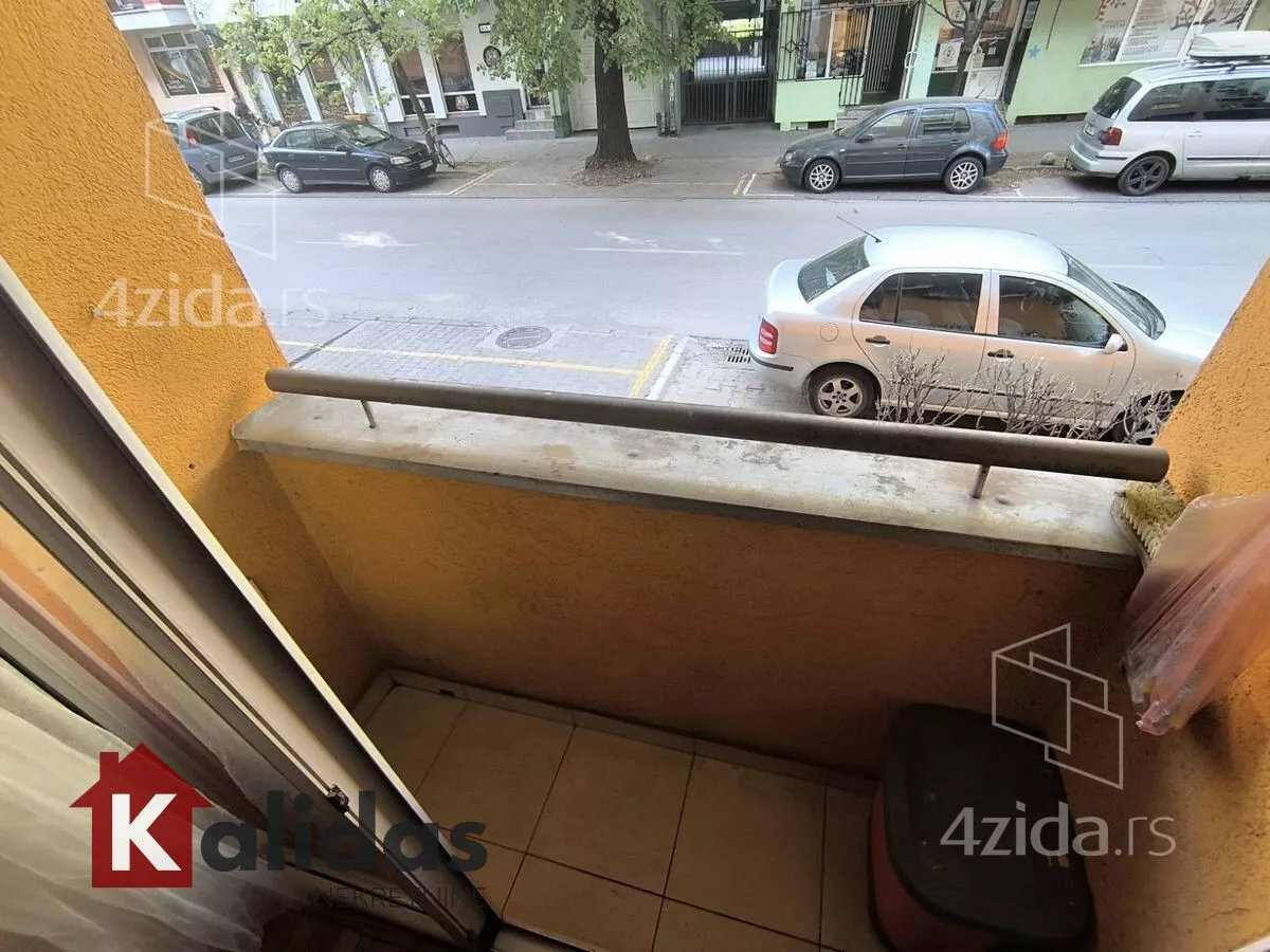 Garsonjera | 4zida