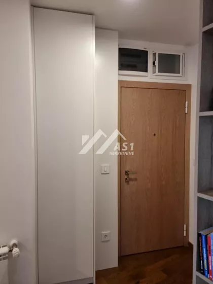 Janka Čmelika | 4zida.rs