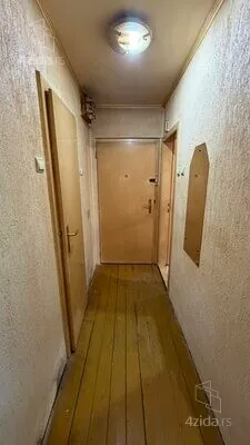 Продается двухкомнатная квартира, Зренянин, Dunavska, 43.000€, 37m² — фото