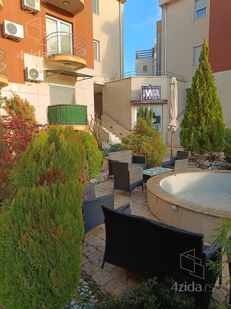 Troiposoban stan | 4zida