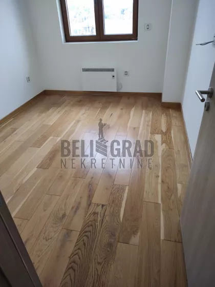 Jelene Anžujske | 4zida.rs