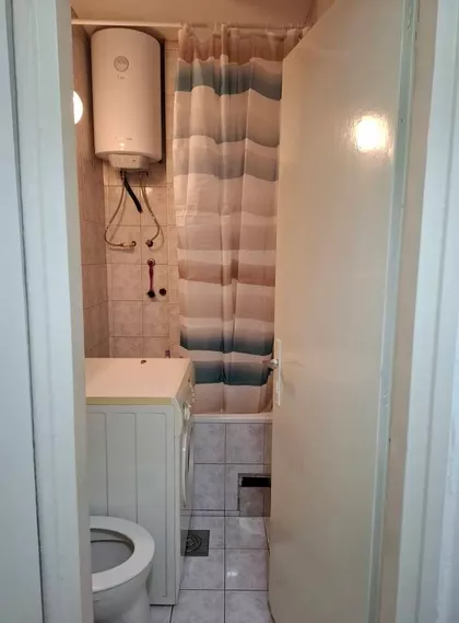 Braće Baruh 25 | 4zida.rs