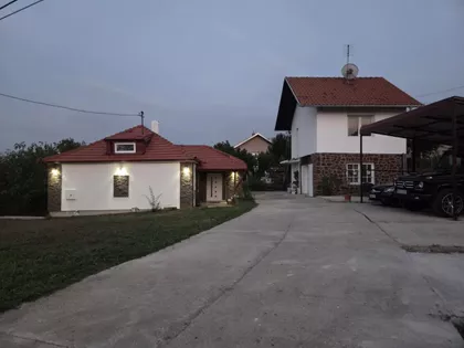 Čerević | 4zida.rs