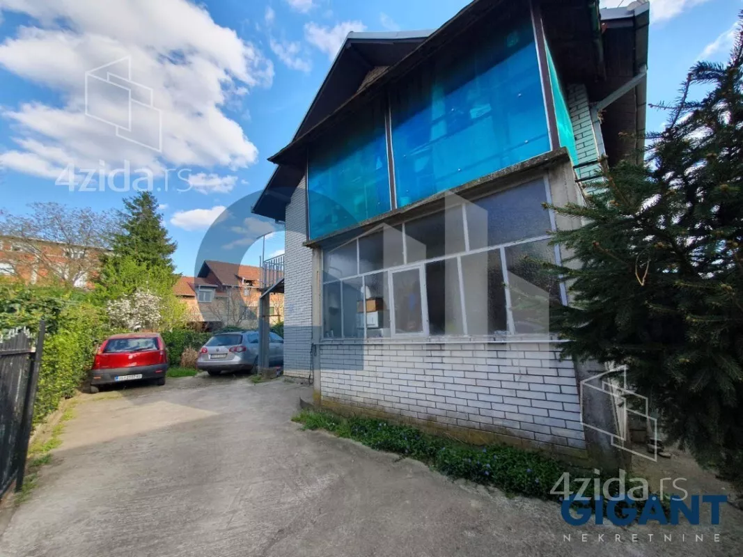 Kuća | 4zida