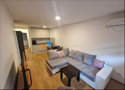 Hadžipopovac | 4zida.rs