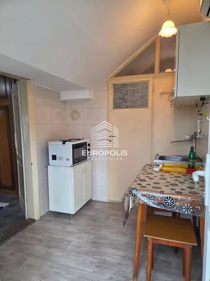 Sitnička | 4zida.rs