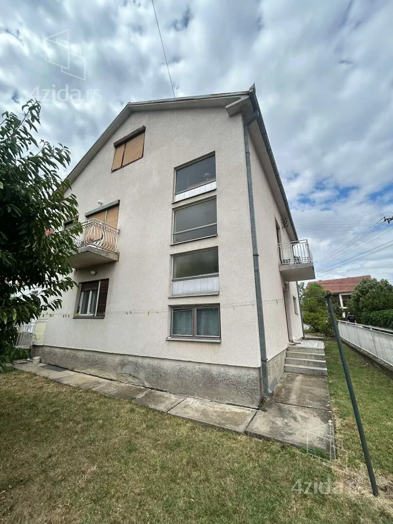3-etažna kuća | 4zida