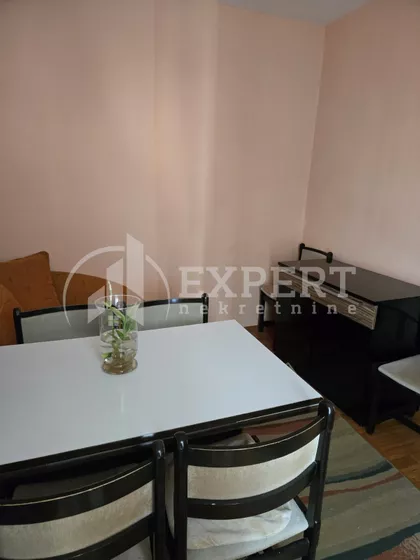 Hajduk Veljkova | 4zida.rs