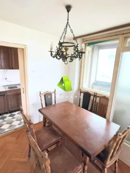 Dom Zdravlja | 4zida.rs