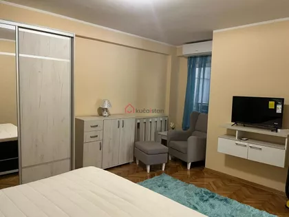 Skupština | 4zida.rs
