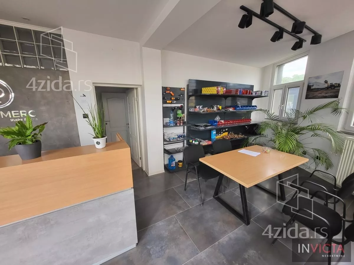 Poslovni prostor | 4zida