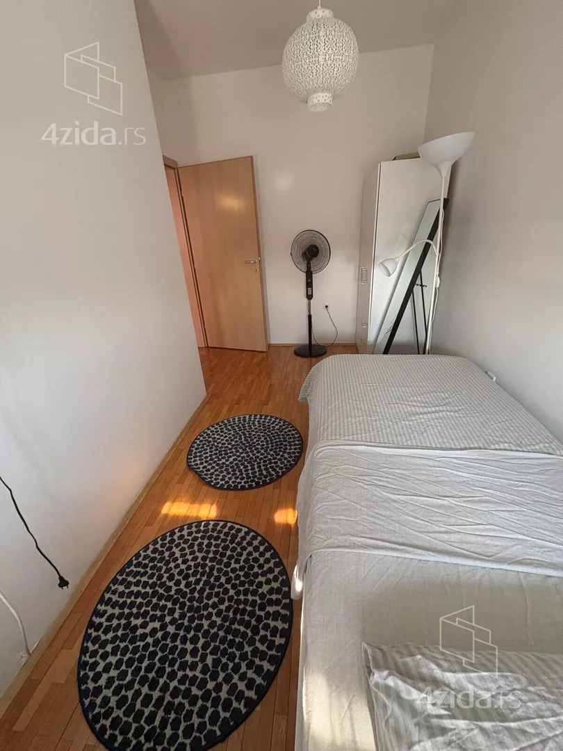 Продается трехкомнатная квартира, Центр, 159.000€, 60m² — фото