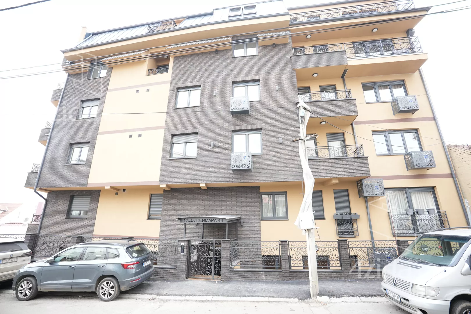 Četvorosoban stan | 4zida