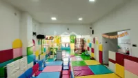 Lokal | 4zida